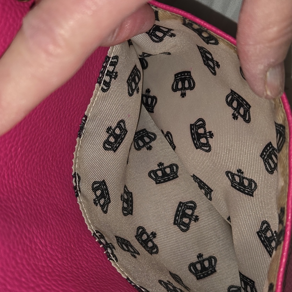 Juicy Couture Preppy Pink Fantasy Crossbody Bag - Picture 4 of 8